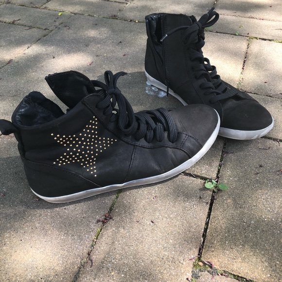 Steve Madden sneakers - Picture 2 of 4